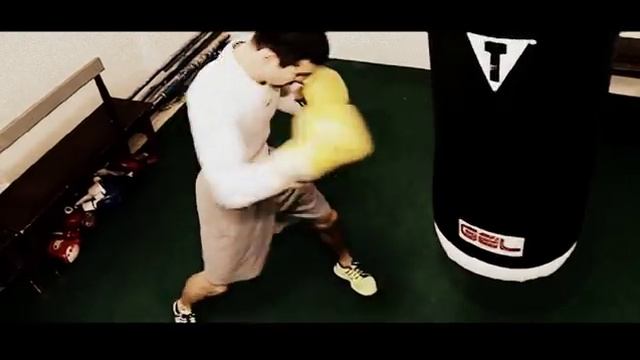 Копия видео Сhebotarev_VS_Mitrofanov: Бой в Саратове смотреть онлайн