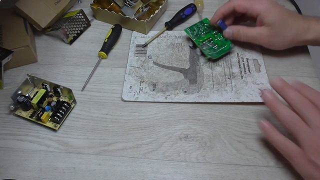 Ремонт импульсного БП, 12вольт, 3А. смотреть онлайн