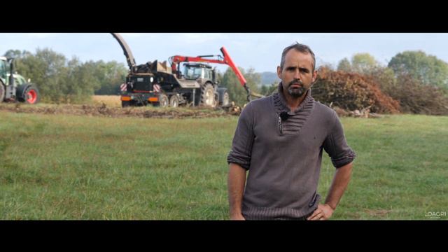 DECHIQUETAGE DE BOIS : VALTRA S394 BLACK & NOREMAT BLACK ! смотреть онлайн