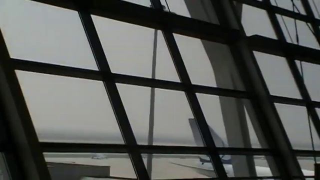 Pudong International Airport, Shanghai смотреть онлайн