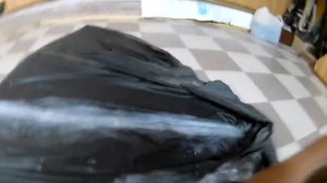 Готовим плащ к рыбалке и сезону дождей. Проклеиваем швы плаща