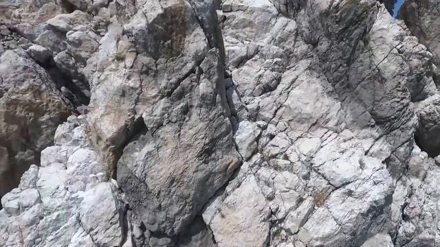 Крым. Акватория Гурзуфа с высоты птичьего полета смотреть онлайн