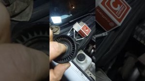 Замена ролика натяжытеля ремня генератора Рено Канго I. 1.5 dci 2006