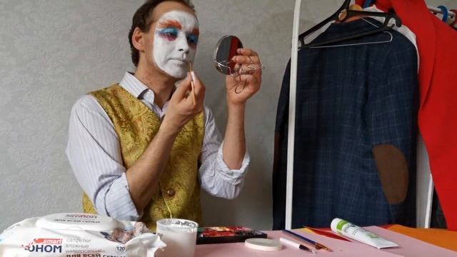 Как быстро и просто сделать грим Шляпника. Гриммируем Шляпника смотреть онлайн