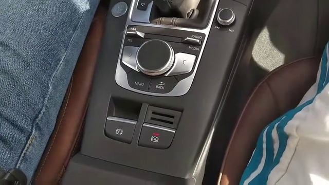 Funcionamiento del Autohold o hold assist en Audi 2.0tfsi 2018 смотреть онлайн