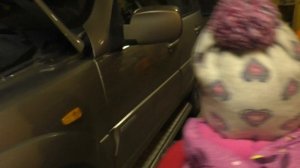 Перелили масло в двигателе Шевроле Нива, что делать?