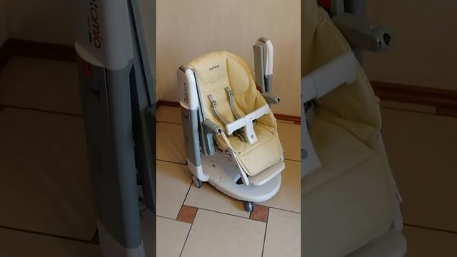 Стульчик для кормления Peg-perego Tatamia смотреть онлайн