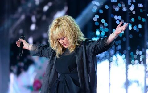 Алла Пугачева. ''Нас бьют, мы летаем''. 2014.mp4 смотреть онлайн