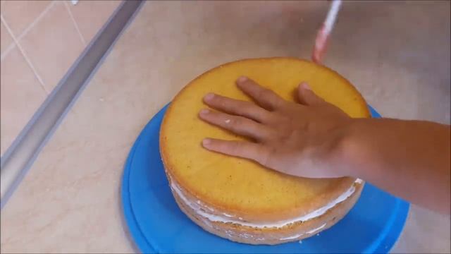 Бисквитный торт с абрикосом и апельсиновым желе Украшение тортов кремом в домашних условиях смотреть онлайн