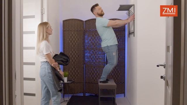 Банкетка и полка Toronto: комфорт и надежность в вашем интерьере [ZMI] смотреть онлайн