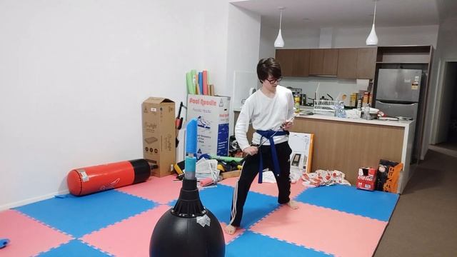 Advanced wakizashi technique-draw cutting [wakizashi tutorial/tameshigiri] смотреть онлайн
