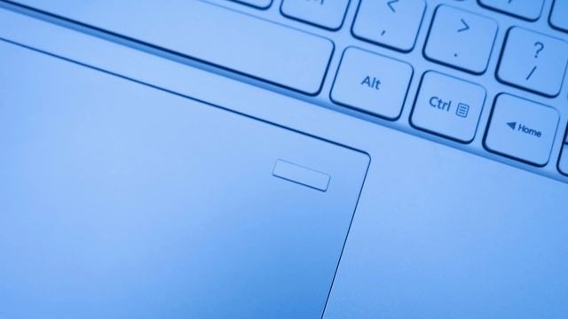 Xiaomi Air 13.3 Review Nederlands (i5 7200U 2017 - GearBest) смотреть онлайн