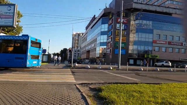 Новые Черемушки, выход из метро смотреть онлайн