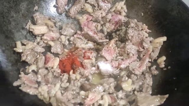 Казан-кебаб по-уйгурски//Мясо с луком по-уйгурски смотреть онлайн