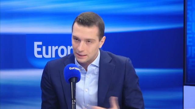 Jordan Bardella : "Le débat Zemmour-Pécresse était lamentable" смотреть онлайн