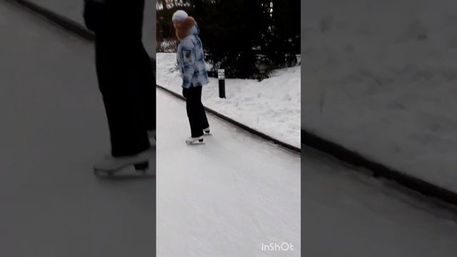 Каток в Охта парке. Отлично проводим время.
