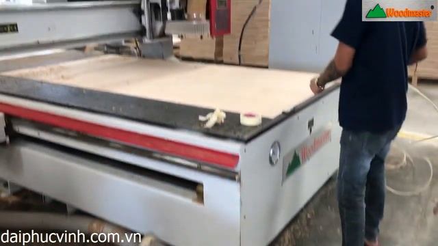 WOODMASTER. MÁY CNC ROUTER 1 ĐẦU THAY DAO TỰ ĐỘNG WM-1625R смотреть онлайн
