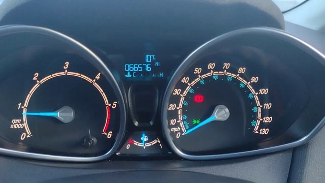 *SOLD* Ford FIESTA 1.6 TDCi [95] Titanium 5dr смотреть онлайн