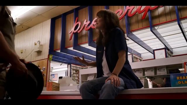 Hopper asks Joyce out | Stranger Things 3x01 смотреть онлайн