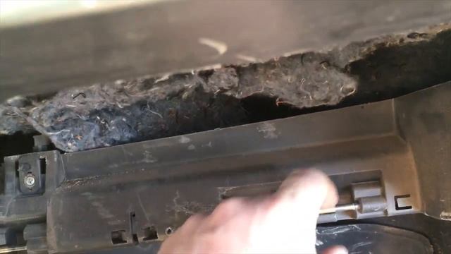 Устранение посторонних шумов в салоне автомобиля Приора. смотреть онлайн