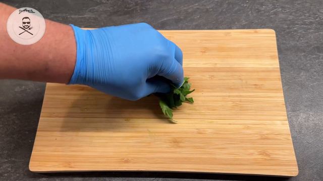 CALAMARI Z PATELNI - Kalmary W Oliwie Z Czosnkiem, Pietruszką, Bazylią I Cytryną.