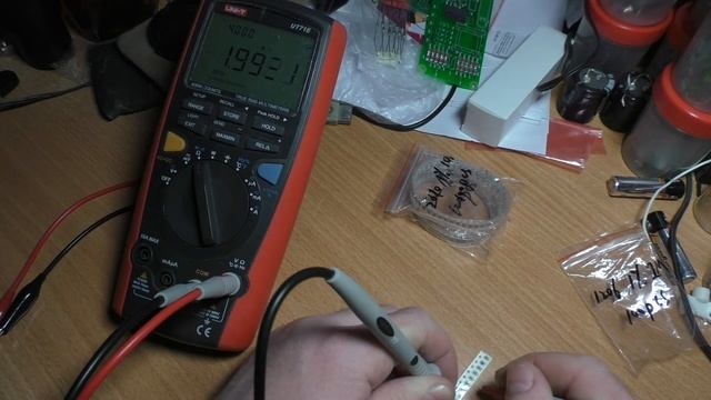 Проверка. SMD резисторы 1% 2010 10 Ом, 1% 2512 10 Ом, 1% 1206 2 МОм смотреть онлайн