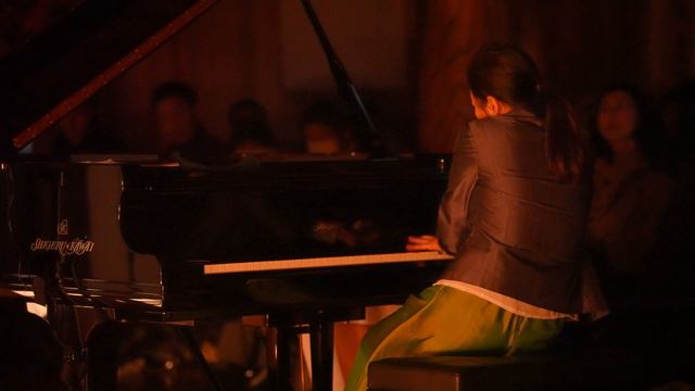 [Mine Kawakami] Piano Concert in Kannonshoji Temple (Concert Abridged Ver.) [Shigeru Kawai SK-EX] смотреть онлайн