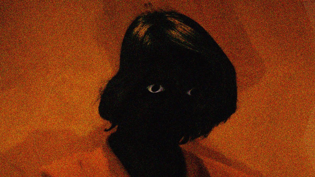 6 РЕАЛЬНЫХ УЖАСАЮЩИХ ВИДЕО СНЯТЫХ В ЗАБРОШКАХ смотреть онлайн