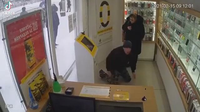 чё у вас здесь происходит смотреть онлайн