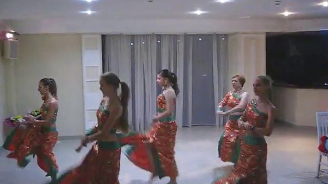 Танец "Baawri" смотреть онлайн