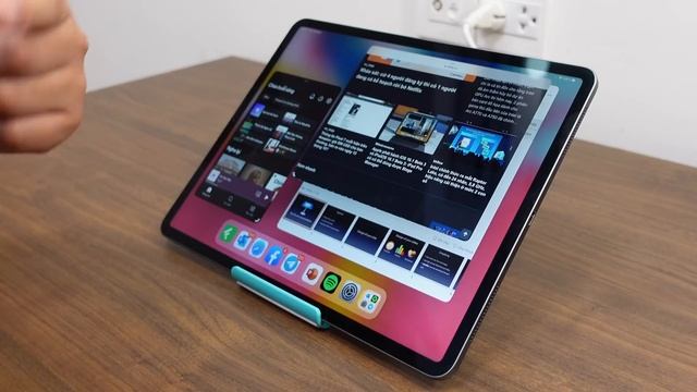 iPad Pro 2018 và 2020 đã chạy được đa nhiệm cửa sổ Stage Manager смотреть онлайн