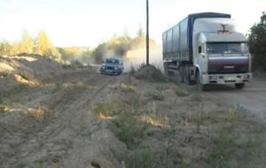 Дальнобойщики. Левый груз (2001) - car chase scene