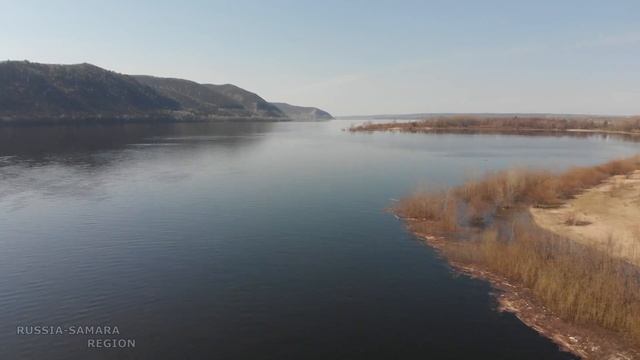 Уходит под воду - остров Голодный / река Волга / Cамарская область / Волжский район / Russia смотреть онлайн