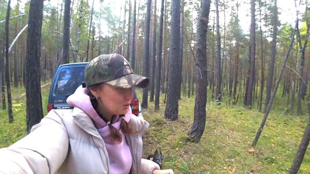 ПОХОД ЗА ГРИБАМИ! Или как я перепутала ложные опята с настоящими. смотреть онлайн