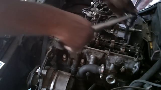 Dandole torque a la tapa de cilindros смотреть онлайн