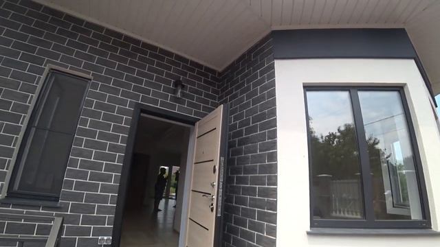 За кулисами новоселья.Дом Комфорт вручает ключи от шикарного дома на Юге. смотреть онлайн