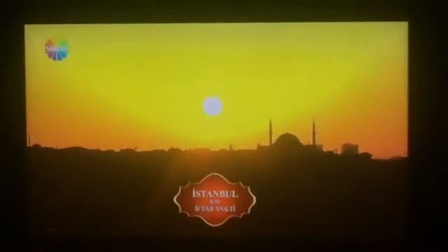Стамбул в режиме реального времени. Ифтар.