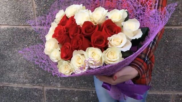 Сердце из 25 роз 60 см от ® DariRoza смотреть онлайн