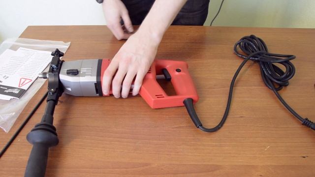 Дрель для сухого алмазного бурения Milwaukee DD 2-160XE + пылеотвод | Обзор, характеристики смотреть онлайн