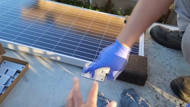 Renogy Solar Add On To Existing RV Set Up || Thor Magnitude Super C Motorhome смотреть онлайн