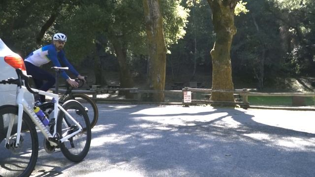 Is the extra $5,000 worth it? Specialized Tarmac SL7 S-Works vs Pro смотреть онлайн