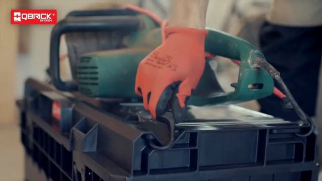 Qbrick System One Longer in use смотреть онлайн