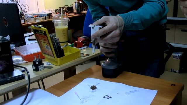 шоколадный экструдер из масляного насоса от скутера. смотреть онлайн