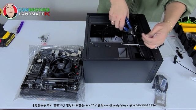 핵 가성비 AMD 르누아르 4350G / 기가바이트 메인보드 조합 / 진짜.. 인텔 오빠~ 어떻하냐_ 암드언니가_온보드 라인 다 씹어 먹겠네요 feat.컴누나 смотреть онлайн