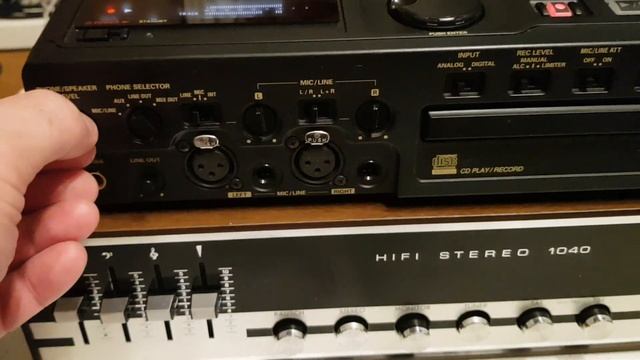 Marantz professional CDR-300 смотреть онлайн