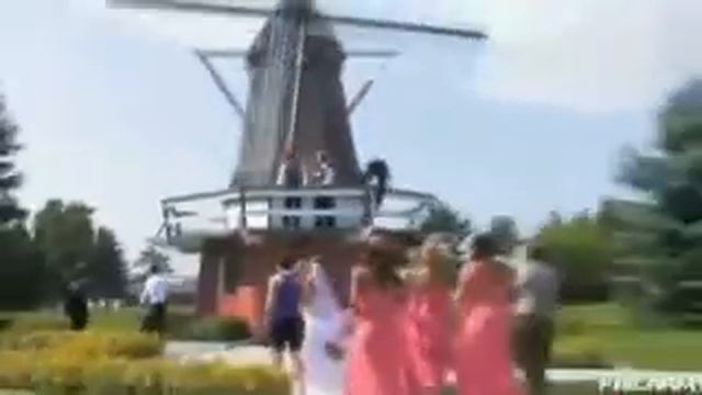 Жестокие падения на свадьбе, это же надо так пить смотреть онлайн