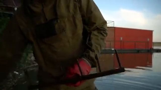 Мы вернулись на то место, где нашли болотного монстра, но что то пошло не по плану смотреть онлайн