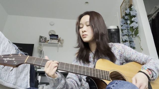 bees - alex g cover смотреть онлайн