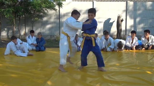 Мельничук Артем. Экзамен дзюдо. Июнь 2013 года. смотреть онлайн