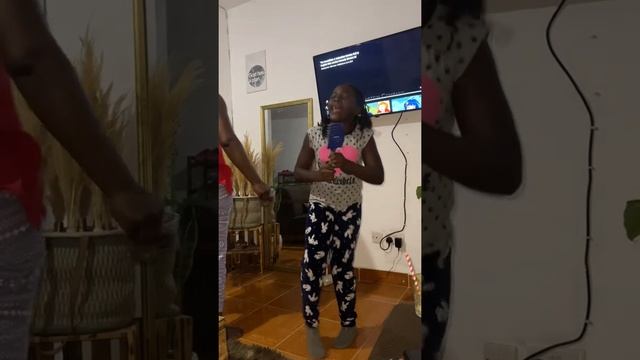 I sang the song Broken Angel смотреть онлайн